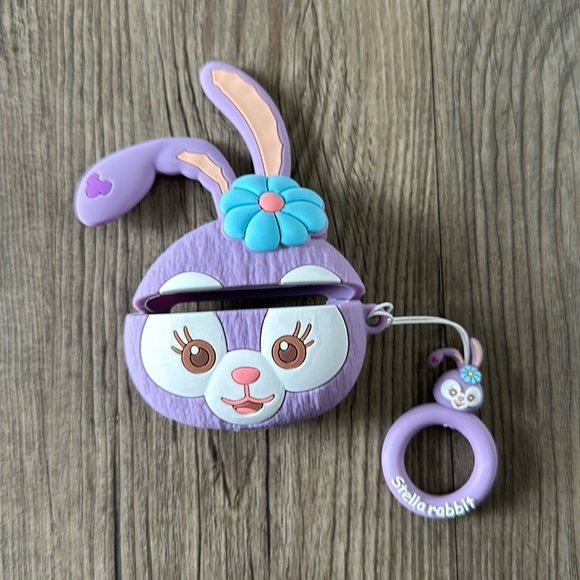 Disney Stella Lou Air Pod Pro Silicone Case - Picture 1 of 5